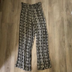 Printed lightweight flowy pants